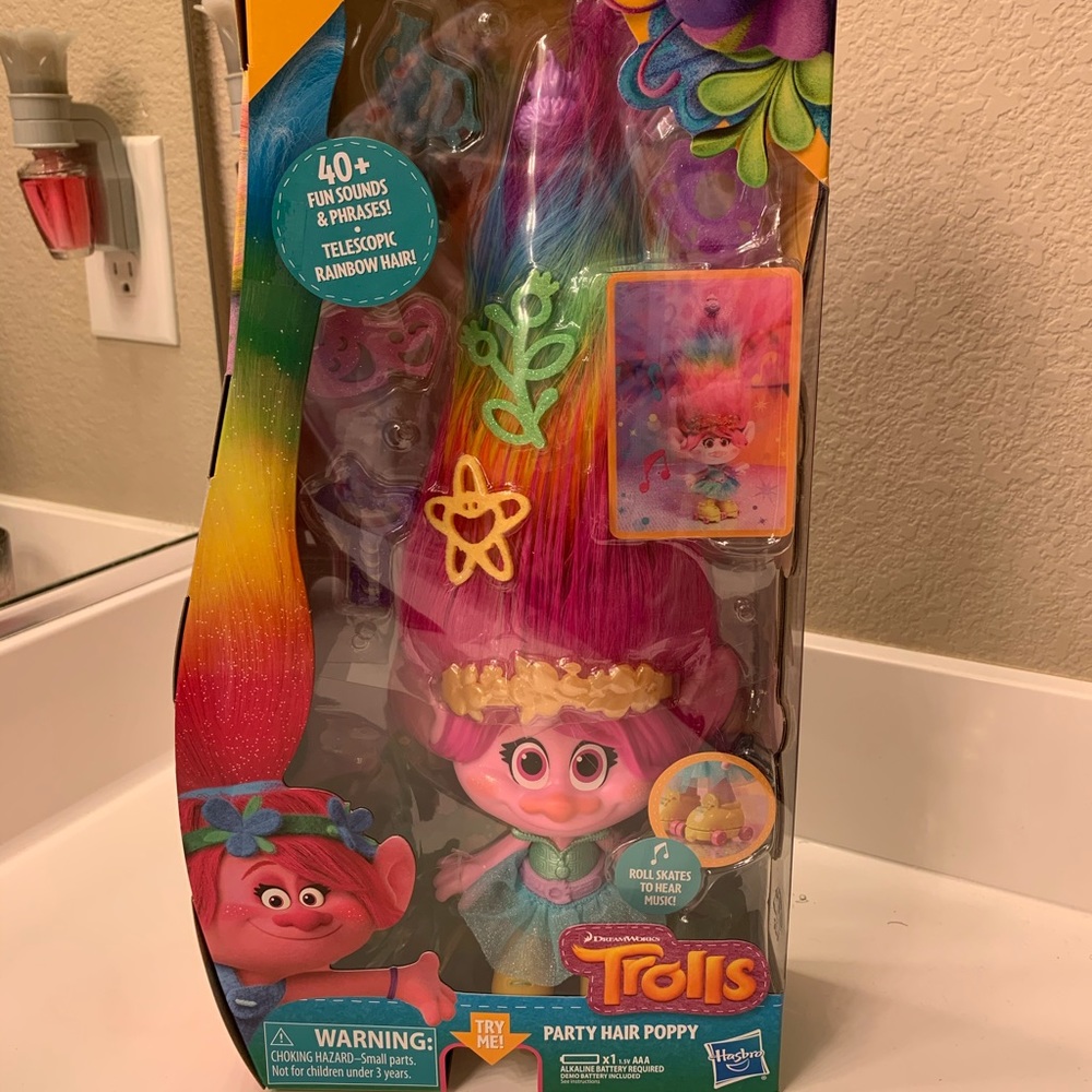 Talking Trolls Party Hair Poppy